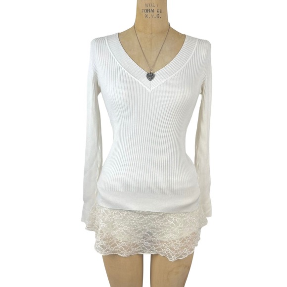525 Sweaters - Preppy White Ribbed Long Sleeve Academia Y2K Layering Size Small Classic Basic